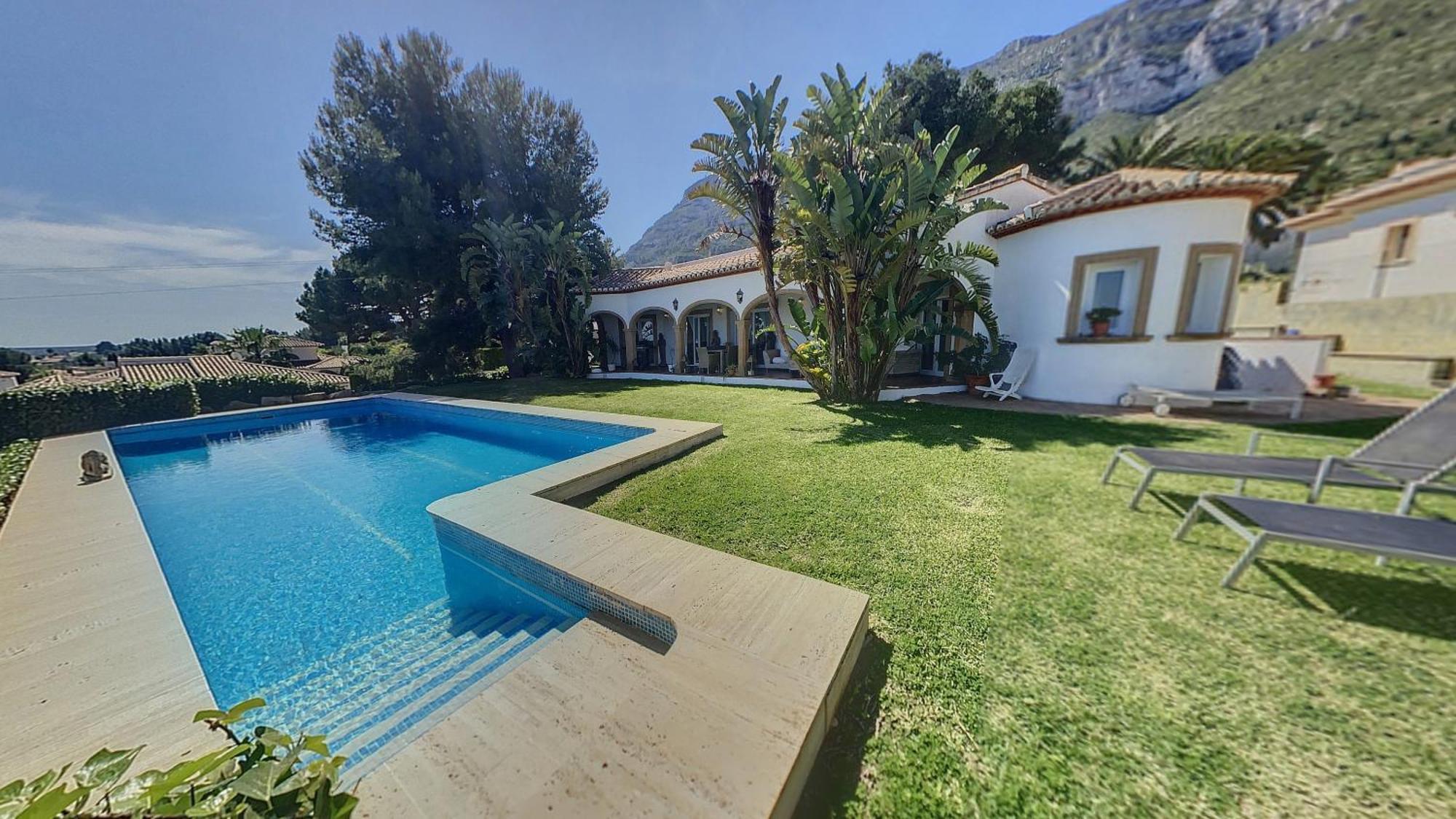 Elegante Con Espectaculares Vistas Al Mediterraneo Villa *