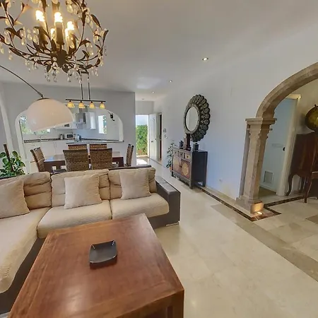 Elegante Villa Con Espectaculares Vistas Al Mediterraneo Denia Exterior photo